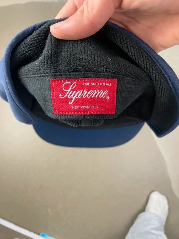 Supreme gore-tex Earflap Cap(Str en størelse)