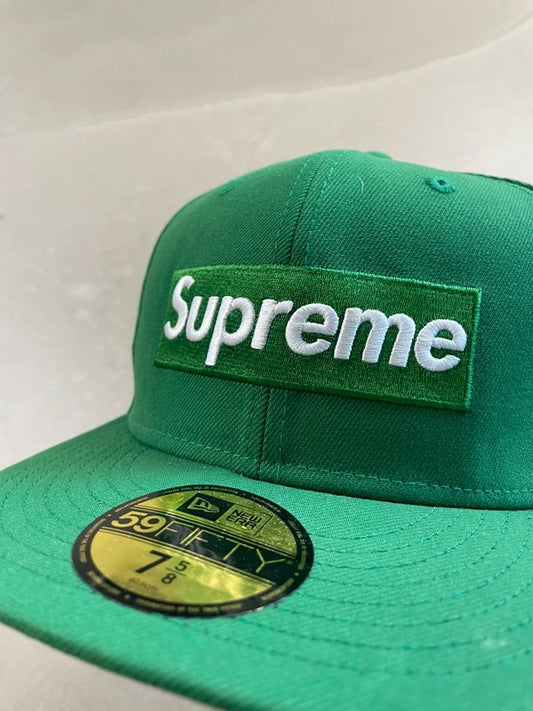 Supreme Jerseys Box Logo New Era Fitted Hat Green - FW24(Str 7 5/8)