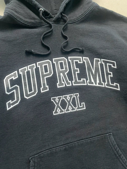 Supreme XXL Hooded Sweatshirt(Størelse Large )