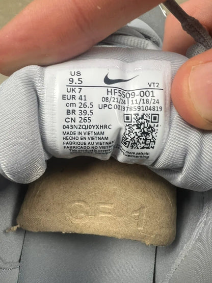 Nike Air Max Dn8 sneaker i sølvfarvey(Str 41 )