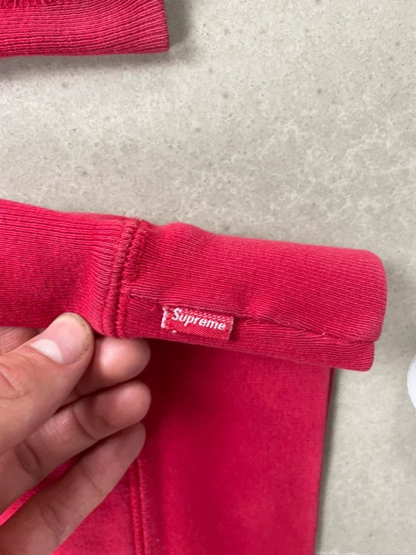 Vintage Supreme Hoodie(Størelse Medium)
