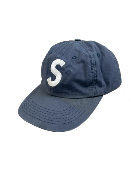 Supreme Ventile S Logo 6-Panel (FW21) Navy - FW21(Størelse en størelse)