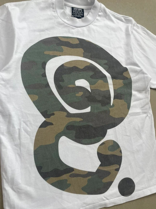 quratee camo t-shirt(Størelse Small)