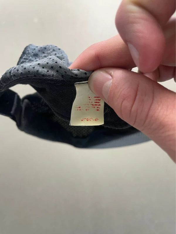 Supreme Perforated Reflective Camp Cap(Størelse en størelse)