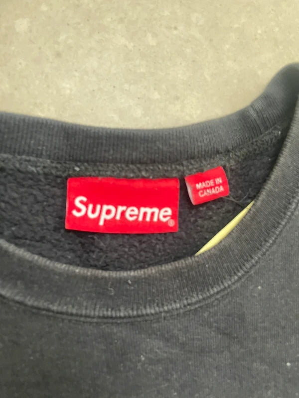 Supreme World Famous Crewneck Black Men's - FW18(Størelse Medium)