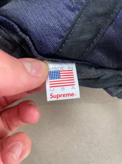 Supreme Nylon Collegiate Logo 5(Størelse en størelse)