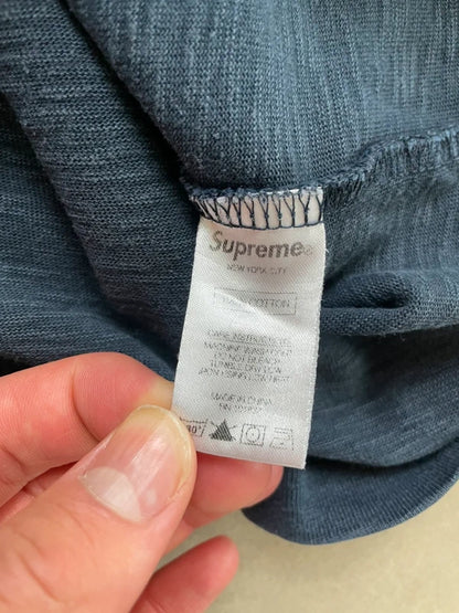 Supreme "Dotted Arc" T-shirt(Størelse Large)
