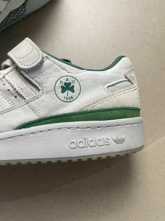 Adidas Forum 84 Low&nbsp;(Størelse 44 EU)