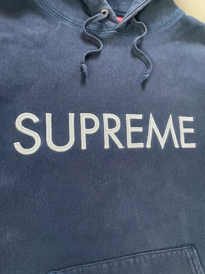 upreme Capital Hooded Sweatshirt(Størelse Medium)