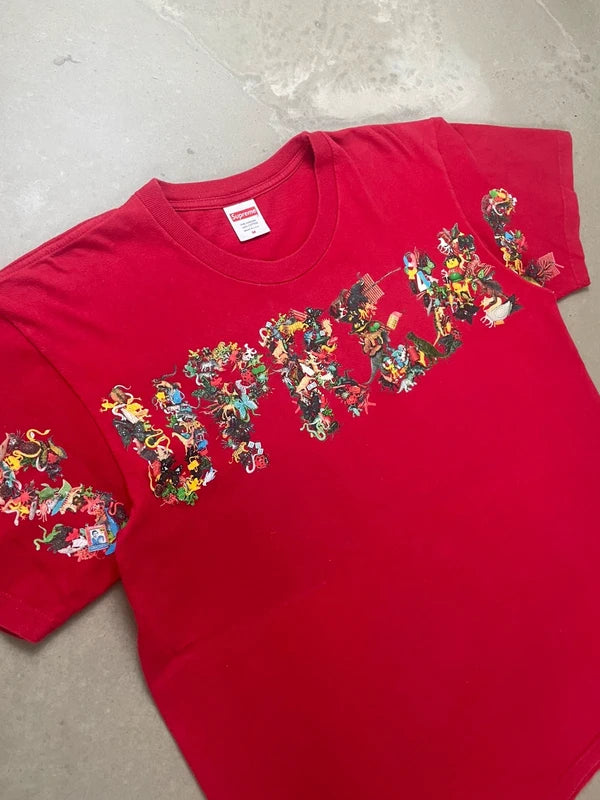 Supreme Toy Pile Tee(Størelse Medium)