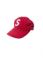 Supreme Corduroy S Logo 6 Panel (FW24) Bright Red(Størelse en størelse)