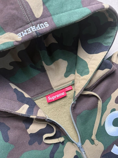 Supreme S Logo Zip Up Hooded Sweatshirt (FW25) Woodland(Størelse X-Large)